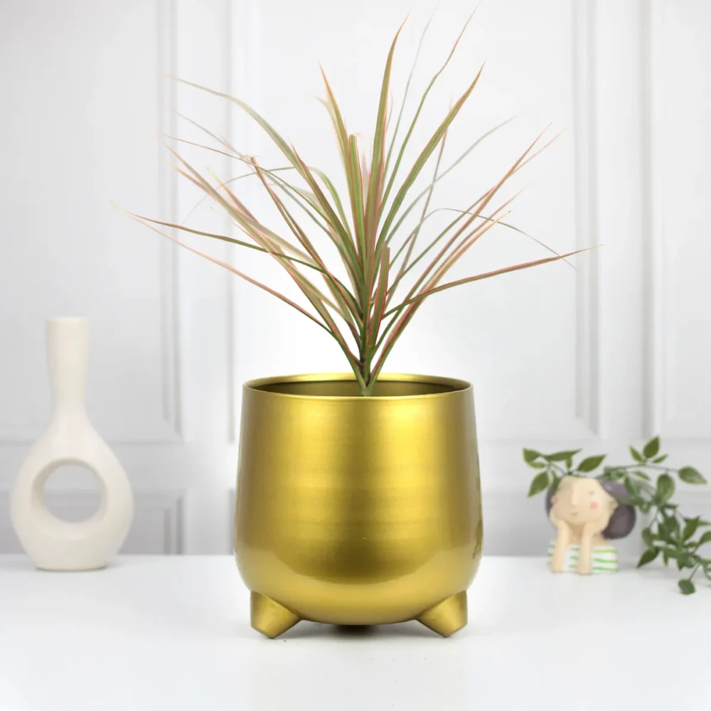 Meebode Luxurious Aurora Gold Toned Metal Sturdy Planter With Stand - Image 2